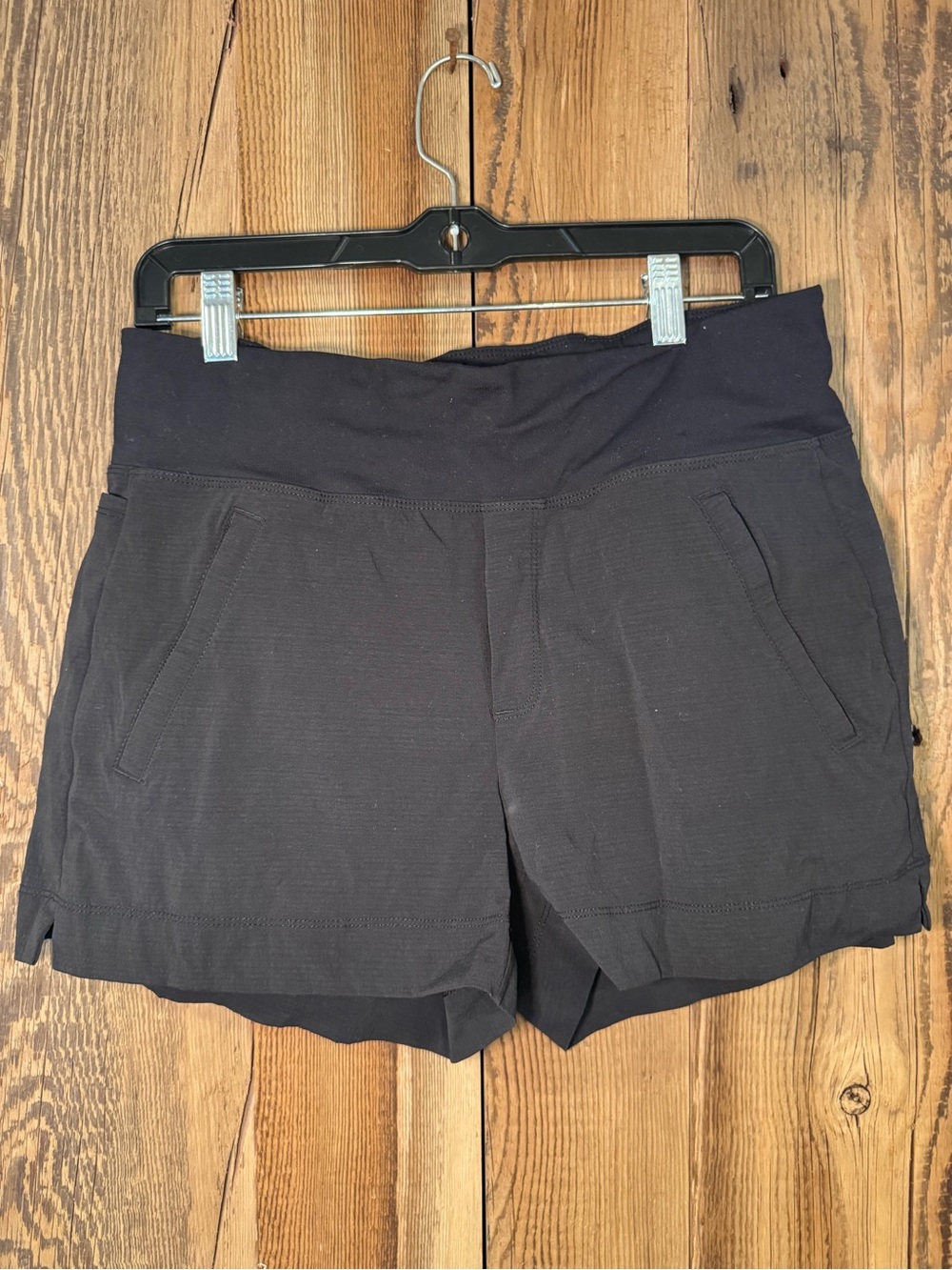 Athleta TREKKIE North Black Everyday Pull-On Athletic Shorts
